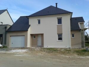Travaux peinture sur murs extérieurs rénovés
